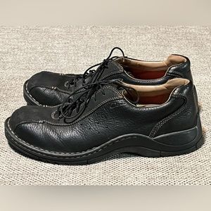 Mens‎ Clarks 11